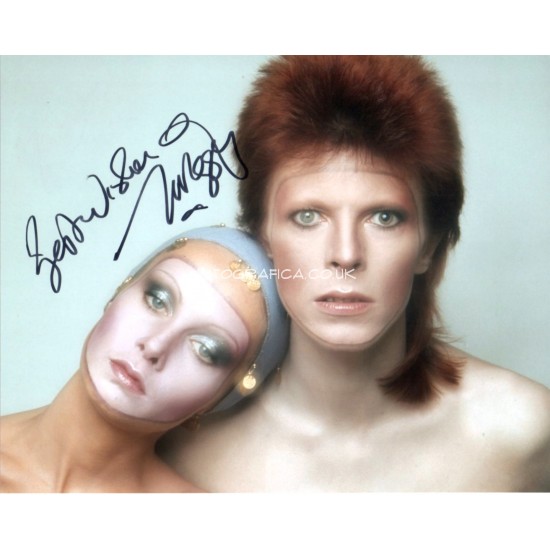 Twiggy genuine signed authentic autograph David Bowie photo