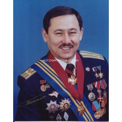 Cosmonaut Talgat Musabayev authentic signed autograph photo