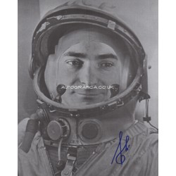Cosmonaut Valery Bykovsky genuine authentic signed autograph image 2