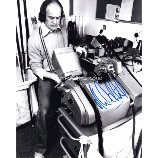 James Bond Norman Wanstall authentic signed autograph photo 4