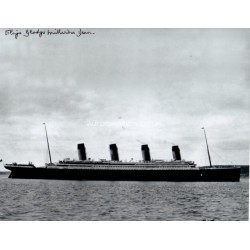 RMS Titanic Millvina Dean photo authentic genuine signed UACC