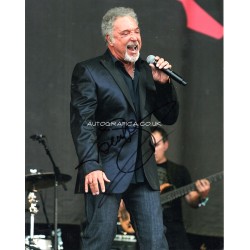Tom Jones music genuine signed authentic signature photo