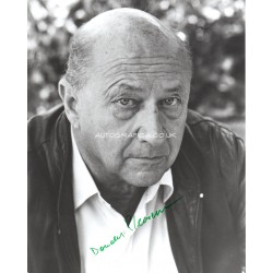 Donald Pleasance Great Escape etc genuine signed authentic signature photo