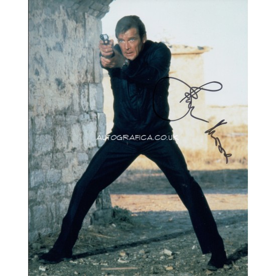 Roger Moore James Bond 007 genuine autograph signed photo UACC