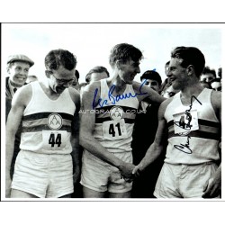 Roger Bannister Chataway genuine authentic autograph signed signature photo.