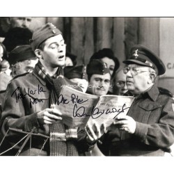 Ian Lavender Dads Army genuine authentic autograph signed signature photo.