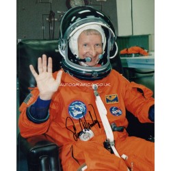 Steven A Hawley astronaut genuine authentic autograph signed signature photo.