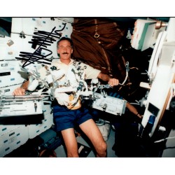 Jeffrey Hoffman NASA genuine authentic autograph signed signature photo.