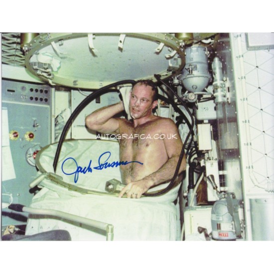 Jack Lousma skylab  taking a shower! authentic signed photo.