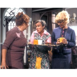 Julie Walters Acorn Antiques genuine signed autograph colour photo COA UACC
