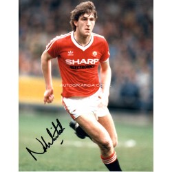 Man United Norman Whiteside signed colour photo 2