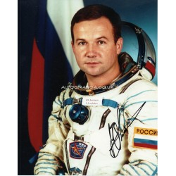 Cosmonaut Lonchakov Space genuine signed autograph photo 2