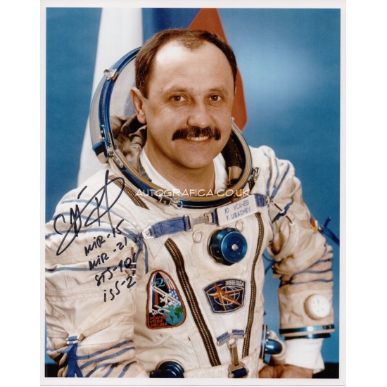 Cosmonaut Yury Usechev space genuine signed autograph photo