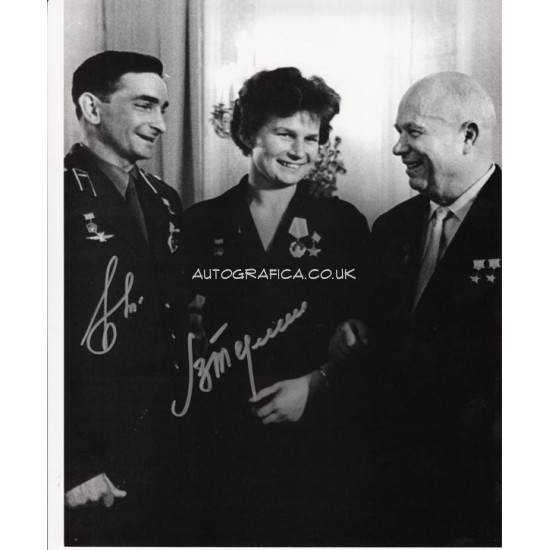 Cosmonauts Valentina Tereshkova Bykovsky genuine signed autograph image 3