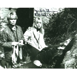 Lyn Holly Johnson Bond genuine authentic autograph signed photo